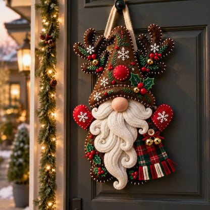 Wooden Christmas Gnome Door Hanger With Felt-like Texture 🎄 Santa Gnome Wall Hanging, Xmas Front Door Ornament, Holiday Home Decor & Gift